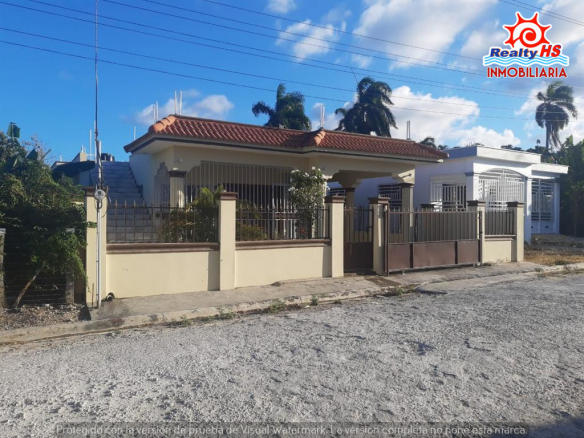 📌CASA DE VENTA EN LA CATALINA DE CABRERA!
