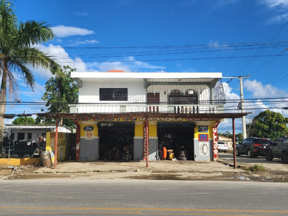 EDIFICIO DE COMERCIAL DOS NIVELES DE VENTA EN EL KM3 DE SALIDA NAGUA-SAN FCO. !