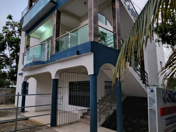 📌Apartamento Alquiler 2do Nivel🏡