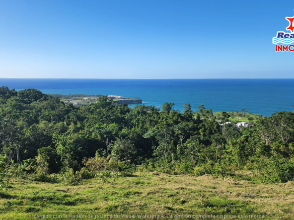 📌Terreno de Venta con Vista al Mar, 📍Frente a Playa Grande.