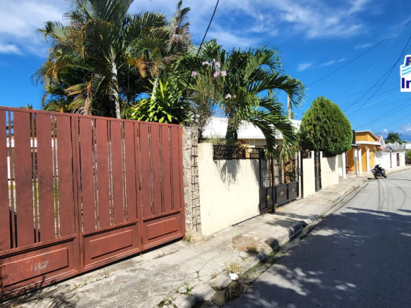 CASA DE ALQUILER EN NAGUA