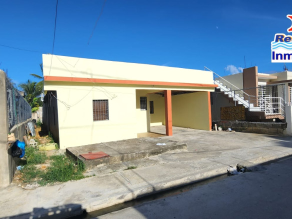 CASA DE VENTA EN EXCELENTE UBICACION URB. HILARIO, CENTRO CIUDAD DE NAGUA