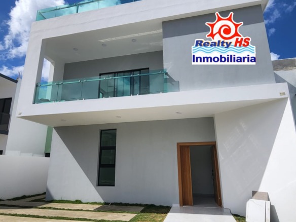 CASAS DE LUJOS, CONFORTABLES, MODERNAS, MULTIFUNCIONAL, AMPLIOS ESPACIOS, ANTISÍSMICAS, ALTACALIDAD EN SUS TERMINACIONES Y EN UN LUGAR EXCLUSIVO! 💫Residencial Valeria IV🏡