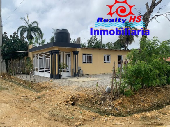 Se vende Casa en RD$2,800,000, EN EL KM5