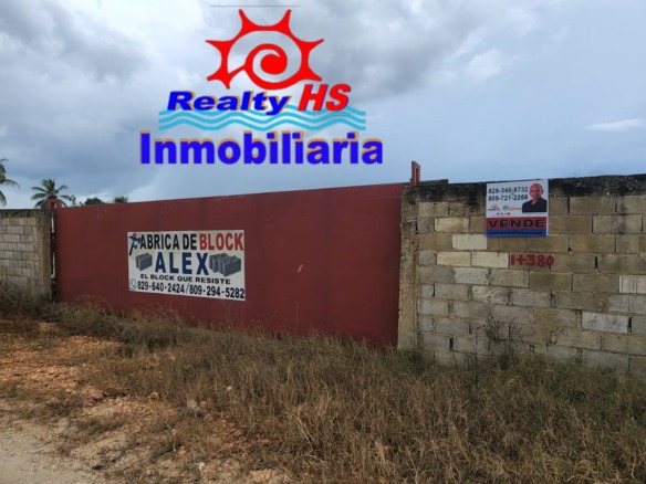 Venta de Fábrica de Block en producción, más Finca de Arroz con 39,364 Mt2.