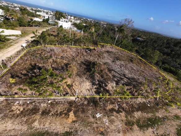 Solar con Vista al Mar, de Venta en La parte Alta de Nagua, de 1,050 Mts2