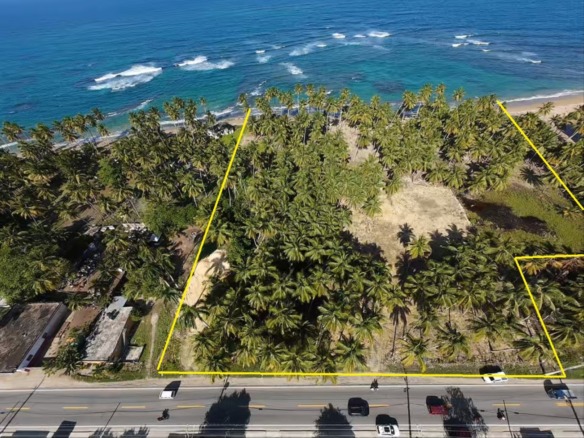 Lote de Terreno en Primera Linea de Playa de Venta en Matancitas.