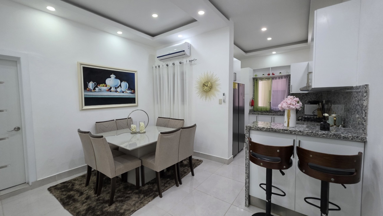 Apartamentos en Residencial Mariangel III, Salida Nagua-San Fco. de Macorís.