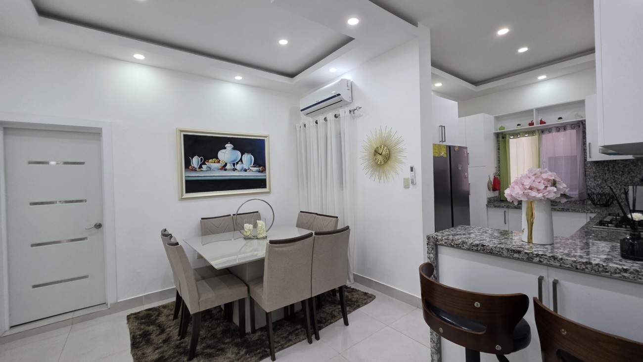 Apartamentos en Residencial Mariangel III, Salida Nagua-San Fco. de Macorís.