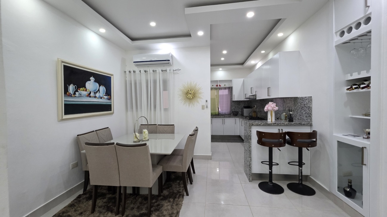 Apartamentos en Residencial Mariangel III, Salida Nagua-San Fco. de Macorís.