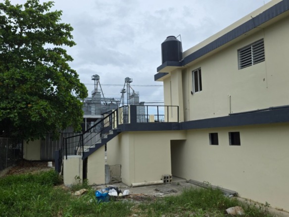 🏢Local De Venta En El Factor, Los Limones.🏢