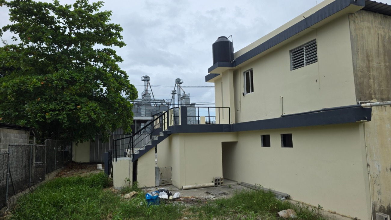 🏢Local De Venta En El Factor, Los Limones.🏢