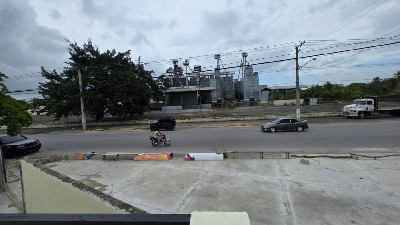 🏢Local De Venta En El Factor, Los Limones.🏢