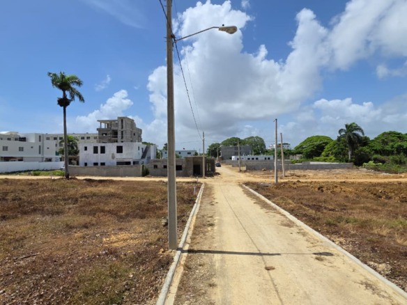 Lotes De Terrenos Ubicados En el Sector Nelson Pérez, Urbanización Caridad Campos, detrás de la UAPA.