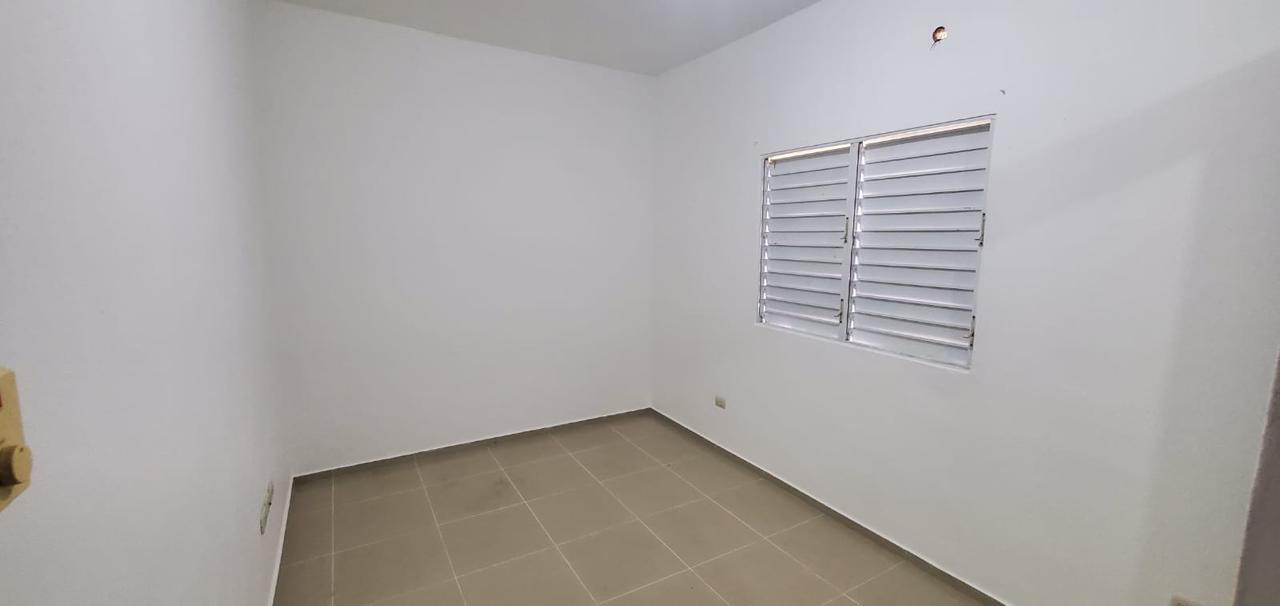 CASA DE VENTA EN LA URBANIZACION BELLA VISTA NAGUA MARIA TRINIDAD SANCHEZ.