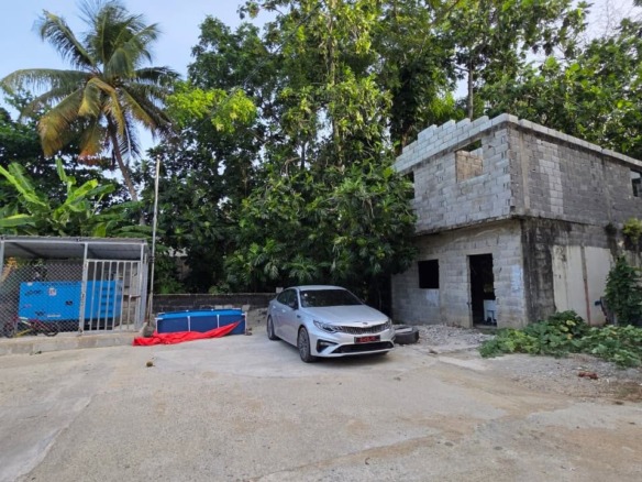 CASA MEJORA EN VENTA EN LA CAPITALISTA, NAGUA MARIA TRINIDAD SANCHEZ.