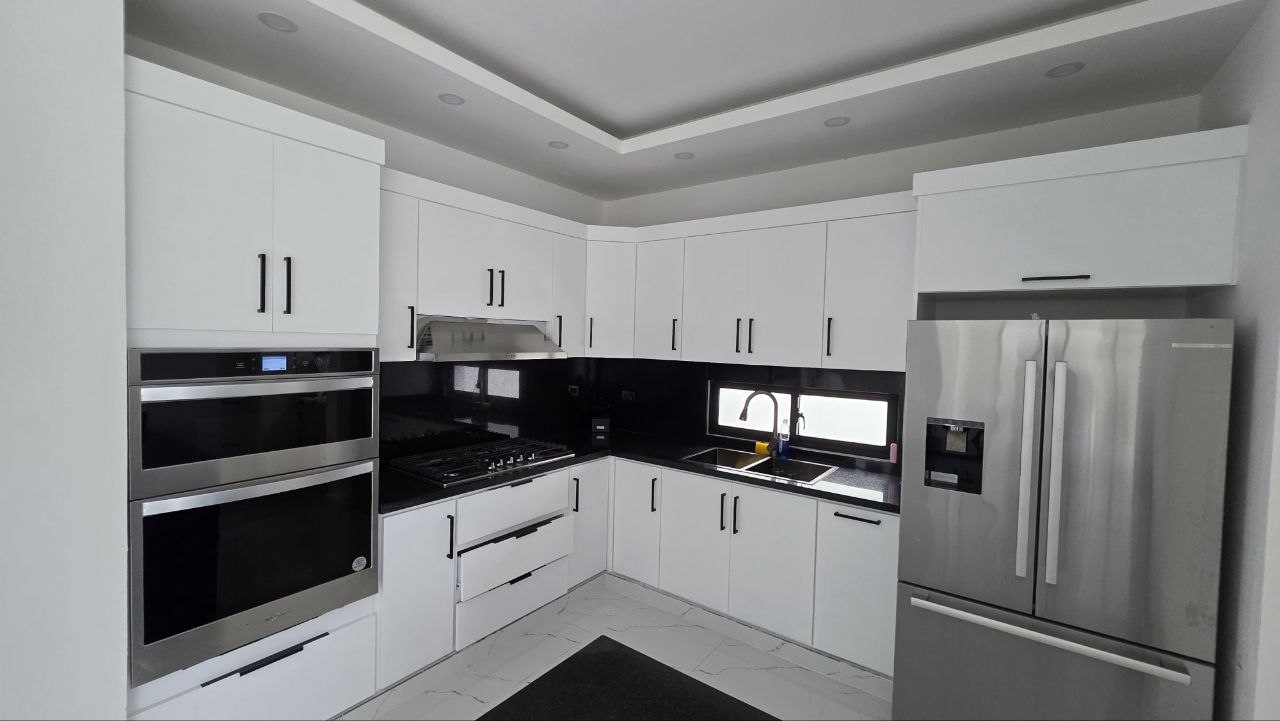 CASA VALERIA 4 EN VENTA EN NUEVA NAGUA, MARIA TRINIDAD SANCHEZ.