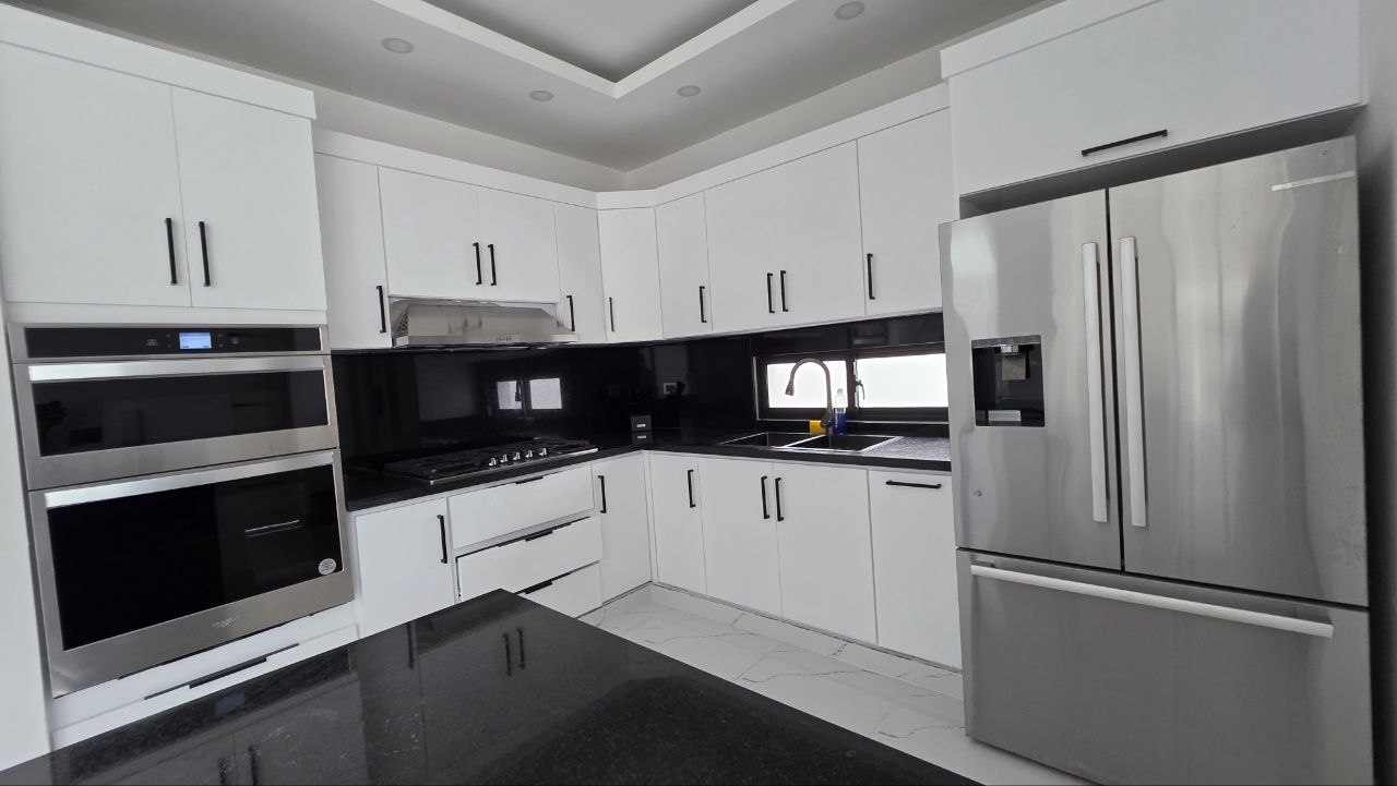 CASA VALERIA 4 EN VENTA EN NUEVA NAGUA, MARIA TRINIDAD SANCHEZ.
