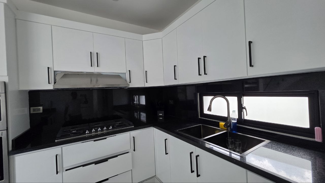 CASA VALERIA 4 EN VENTA EN NUEVA NAGUA, MARIA TRINIDAD SANCHEZ.