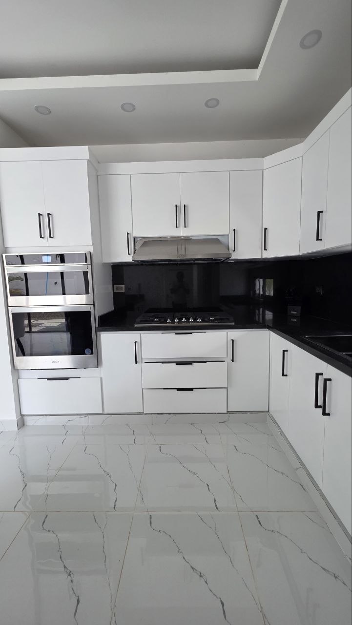 CASA VALERIA 4 EN VENTA EN NUEVA NAGUA, MARIA TRINIDAD SANCHEZ.