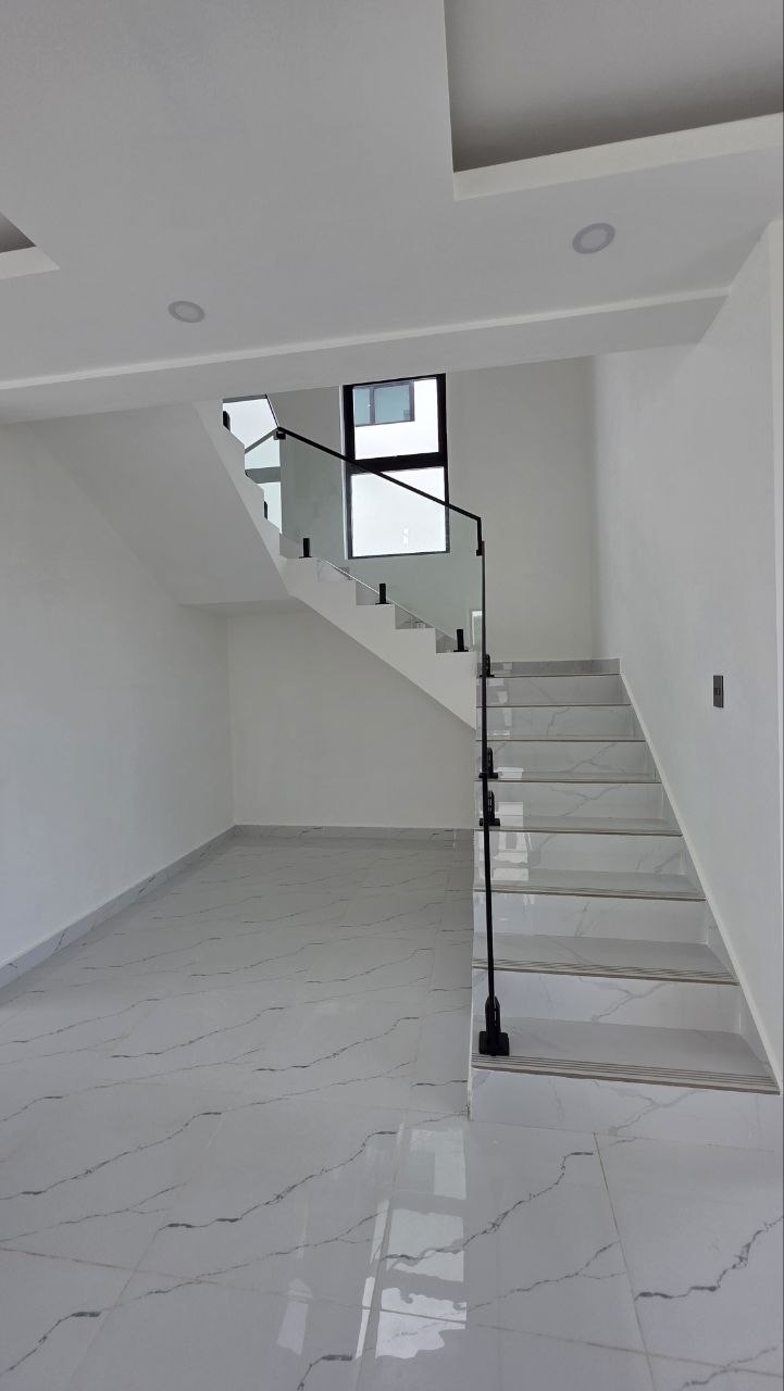 CASA VALERIA 4 EN VENTA EN NUEVA NAGUA, MARIA TRINIDAD SANCHEZ.