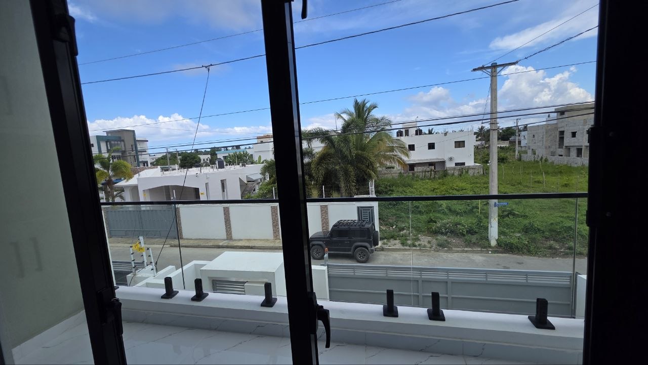 CASA VALERIA 4 EN VENTA EN NUEVA NAGUA, MARIA TRINIDAD SANCHEZ.