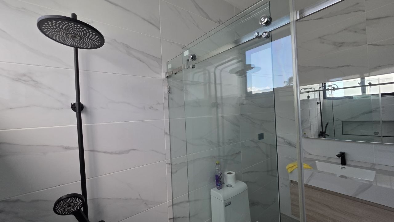 CASA VALERIA 4 EN VENTA EN NUEVA NAGUA, MARIA TRINIDAD SANCHEZ.