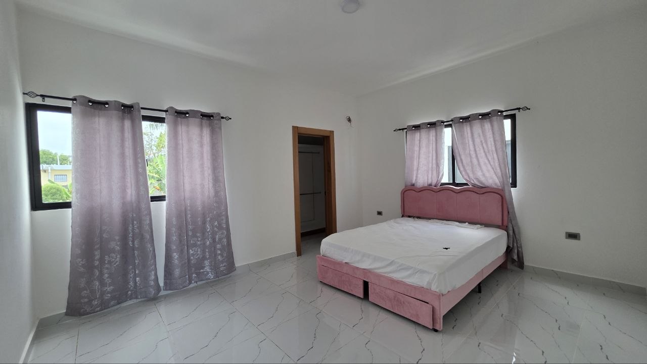 CASA VALERIA 4 EN VENTA EN NUEVA NAGUA, MARIA TRINIDAD SANCHEZ.
