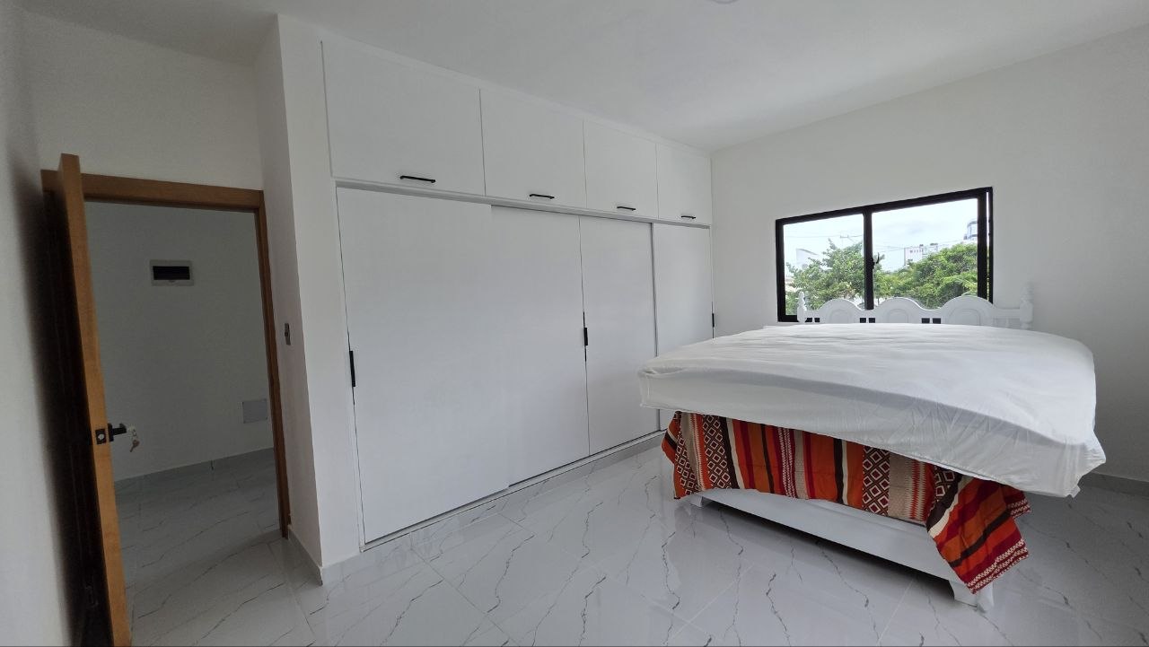 CASA VALERIA 4 EN VENTA EN NUEVA NAGUA, MARIA TRINIDAD SANCHEZ.